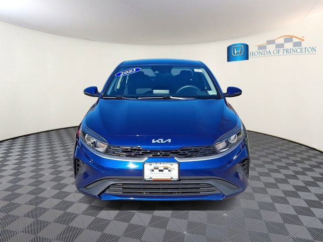 Used 2023 Kia Forte LXS w/ LXS Technology Package image 2