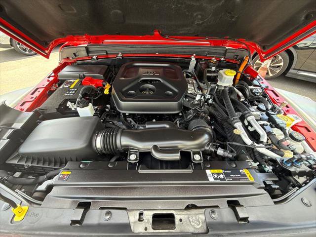 Certified 2023 Jeep Wrangler Unlimited Rubicon 4xe AWD/4WD image 8