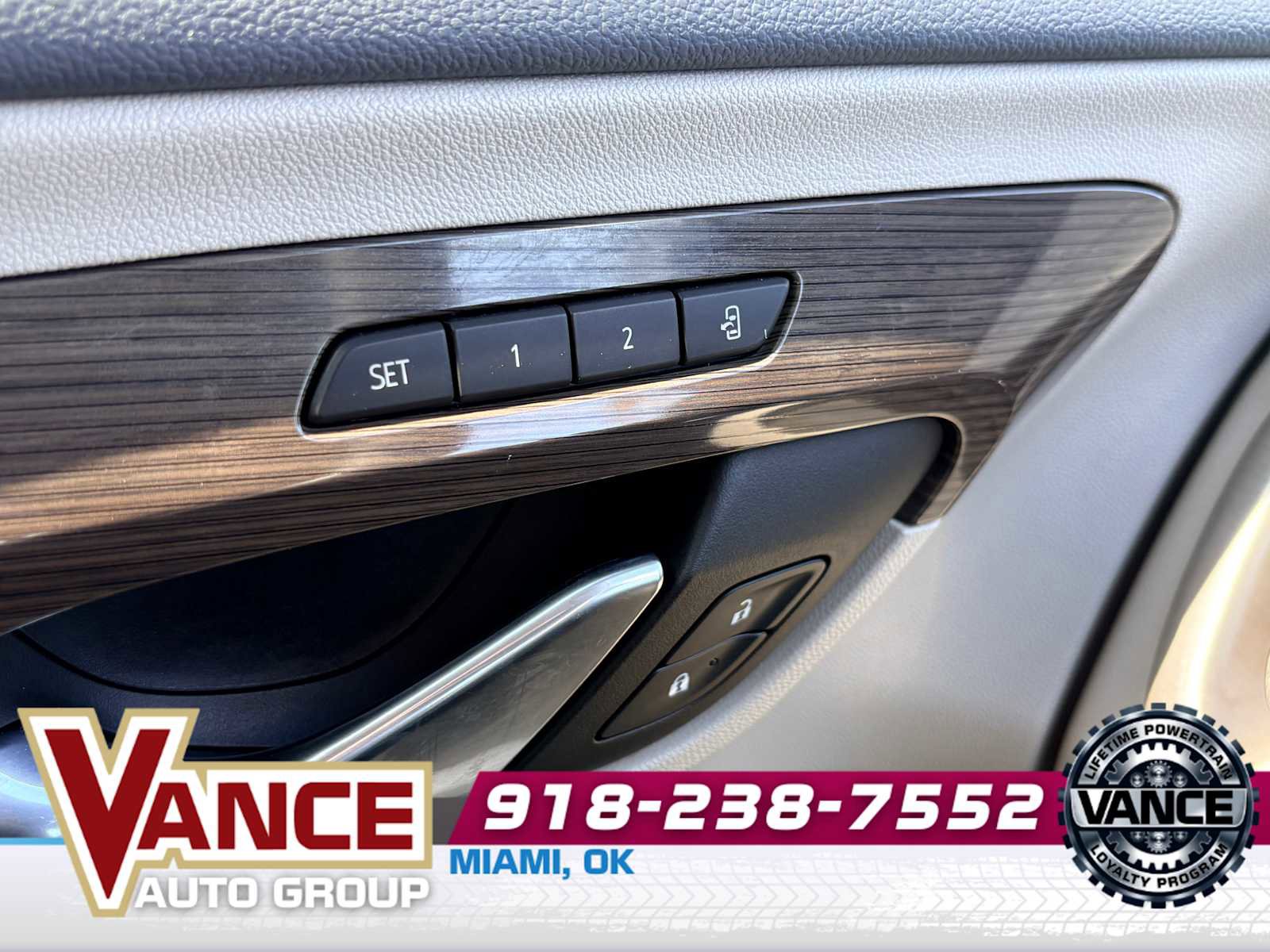 Used 2022 GMC Terrain Denali w/ Denali Premium Package image 32