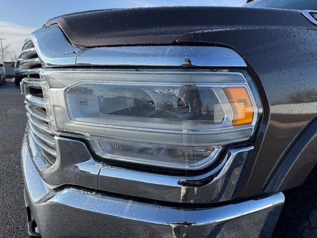 Used 2019 RAM 3500 Laramie image 12