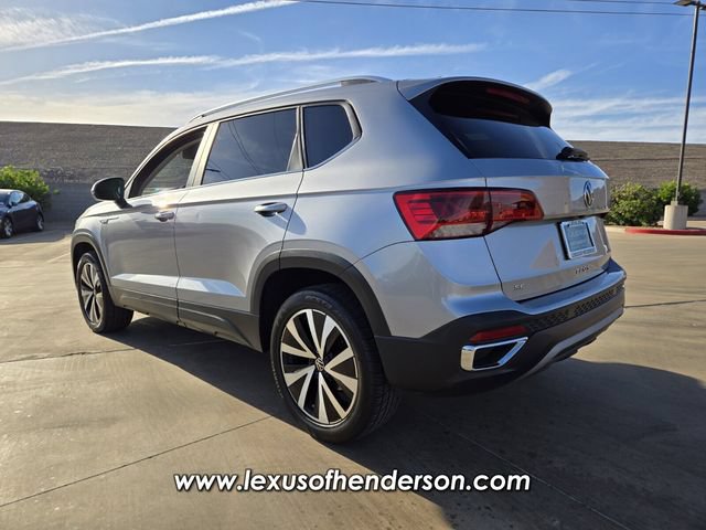 Used 2022 Volkswagen Taos SE FWD image 4