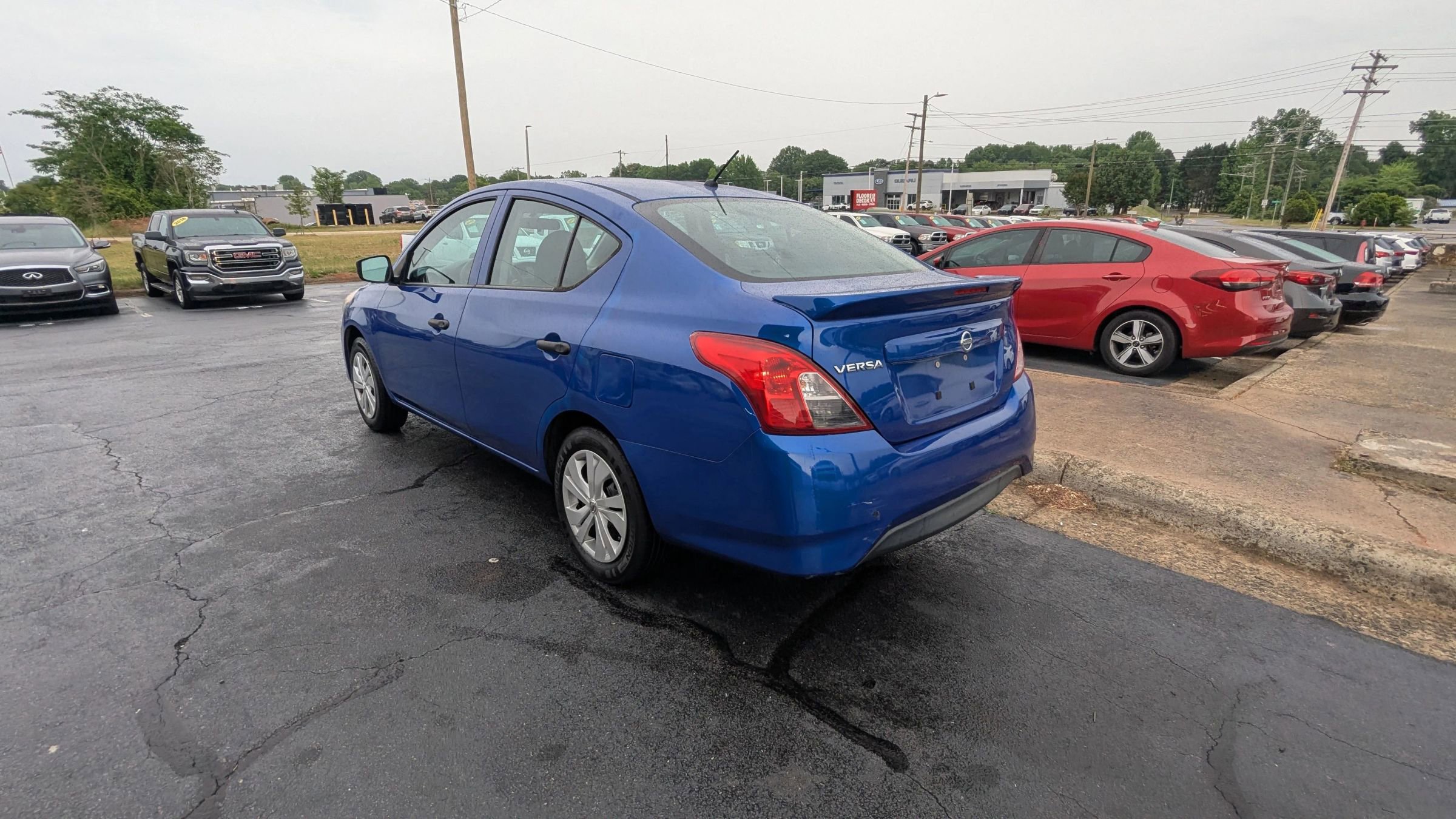 Used 2017 Nissan Versa S Plus FWD image 5