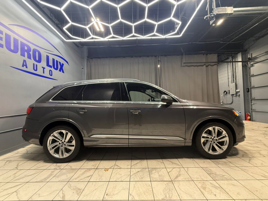 Used 2021 Audi Q7 3.0T Prestige w/ Prestige Package image 5