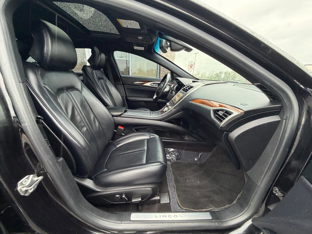 Used 2019 Lincoln MKZ Reserve w/ Reserve Plus Package AWD/4WD image 27