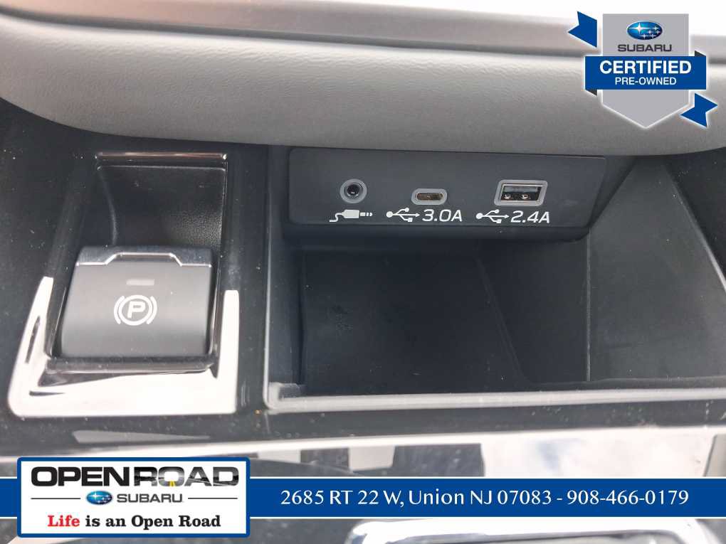 Used 2025 Subaru Legacy Premium AWD/4WD image 32