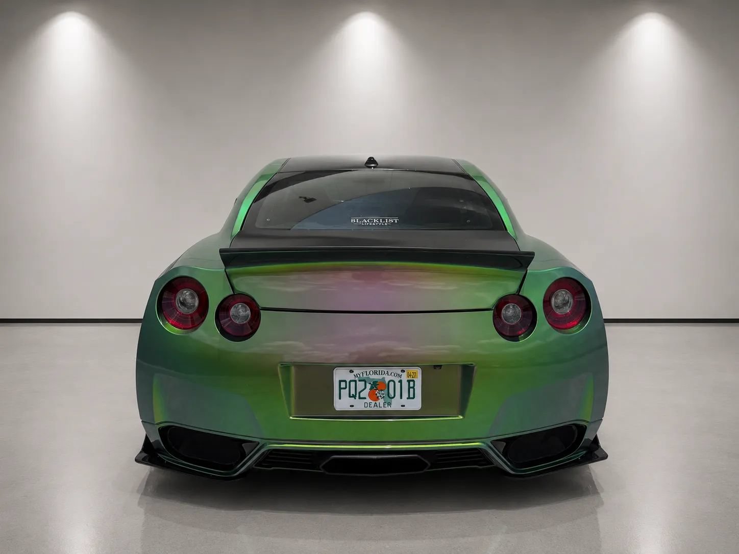 Used 2014 Nissan GT-R Black Edition AWD/4WD image 6