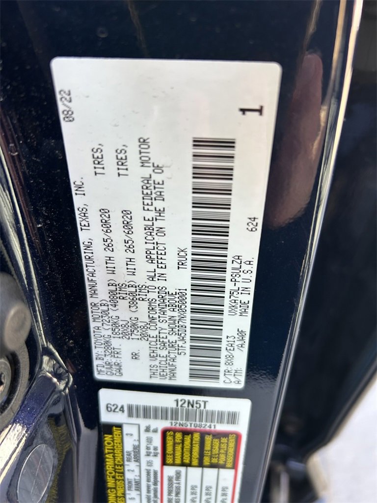 Used 2022 Toyota Tundra Limited image 10