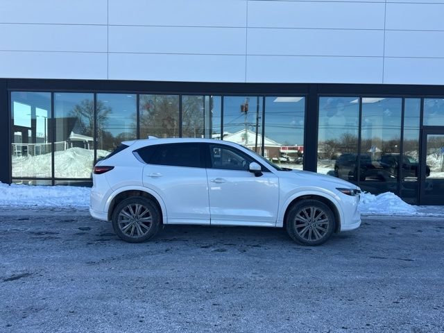Used 2025 MAZDA CX-5 Signature AWD/4WD image 2