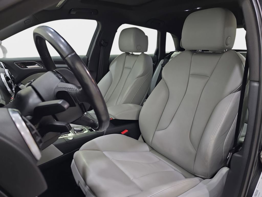 Used 2016 Audi A3 e-tron Premium Plus w/ Premium Plus Package image 16