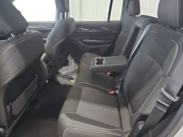 New 2026 Jeep Grand Cherokee Laredo X AWD/4WD image 35