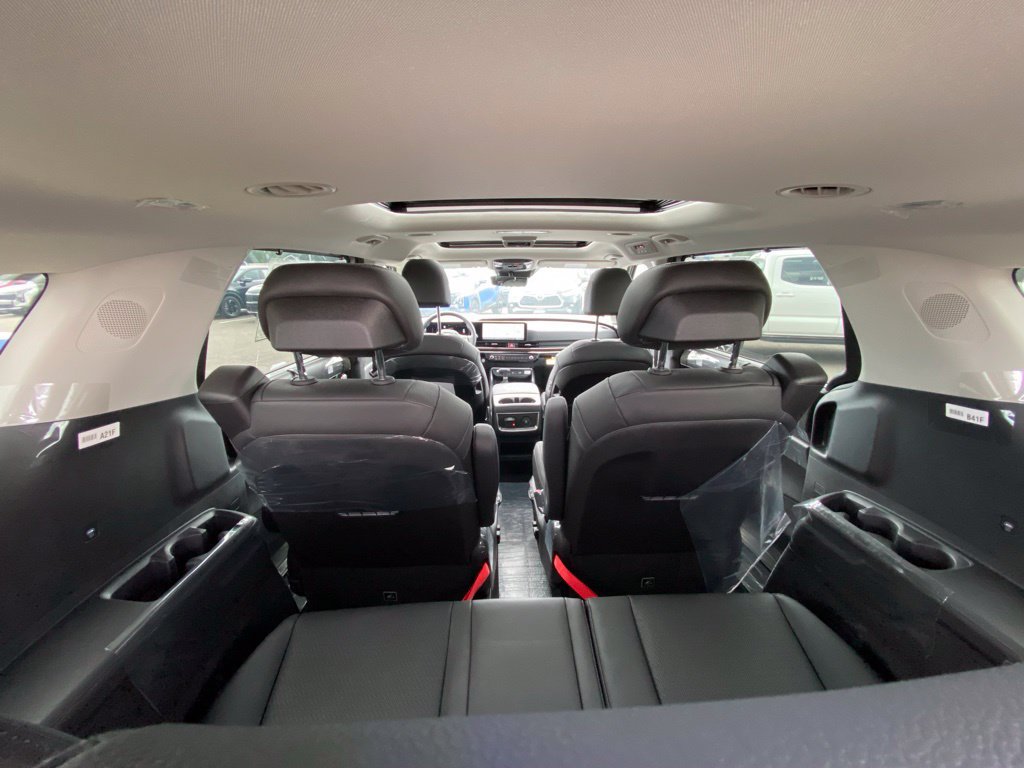 New 2026 Kia Carnival SX Prestige FWD image 24