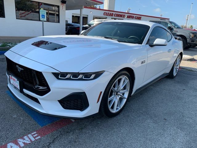 Used 2024 Ford Mustang GT Premium RWD image 8