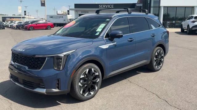 Certified 2025 Kia Sorento SX image 3