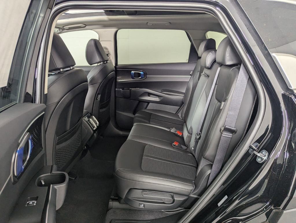 New 2025 Kia Sorento S w/ Panoramic Sunroof Package image 26