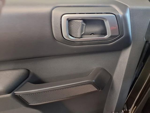 New 2025 Ford Bronco Raptor image 8