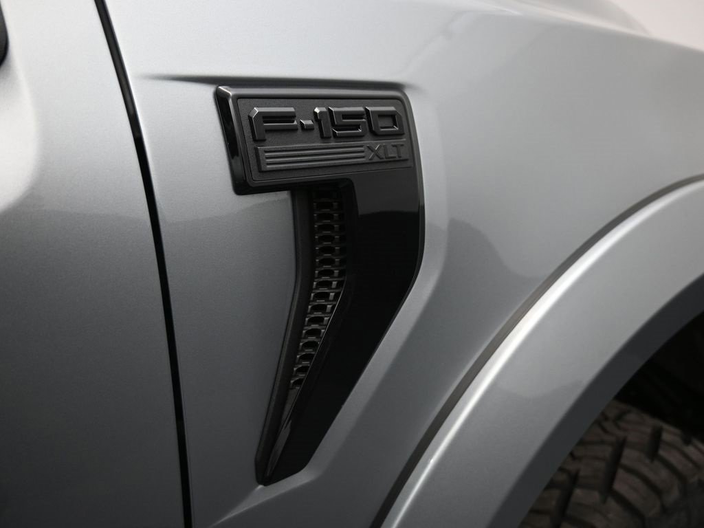 New 2026 Ford F150 XLT w/ Equipment Group 302A MID image 10