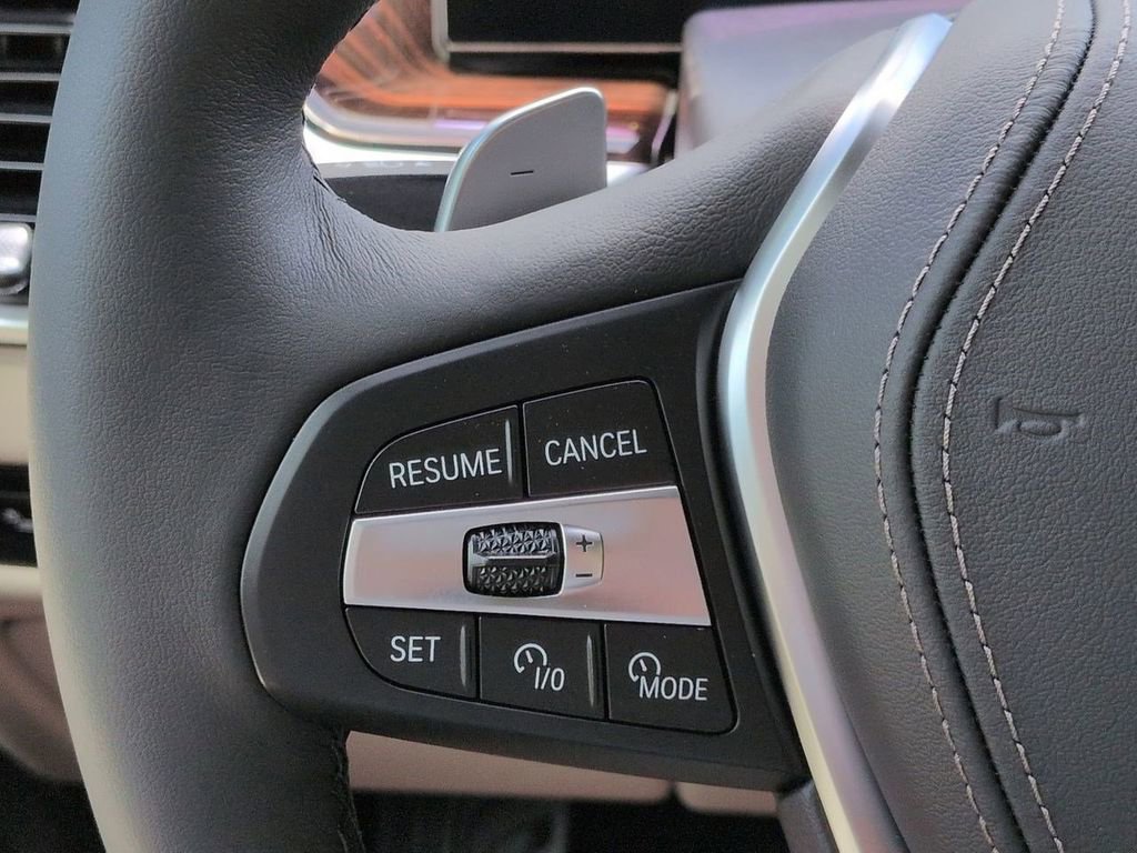 New 2026 BMW X5 xDrive50e w/ Executive Package image 26