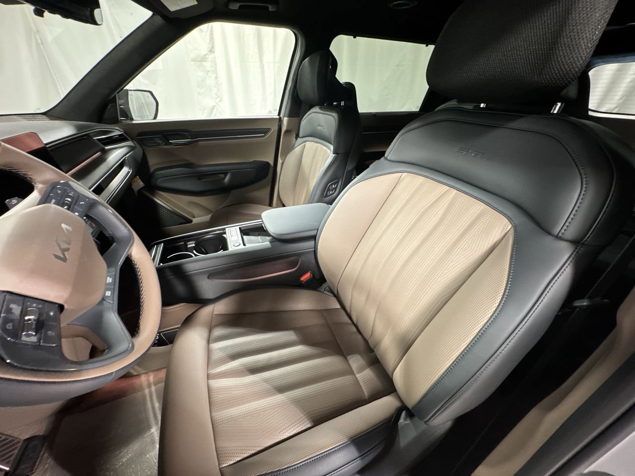 New 2026 Kia EV9 GT-Line image 16