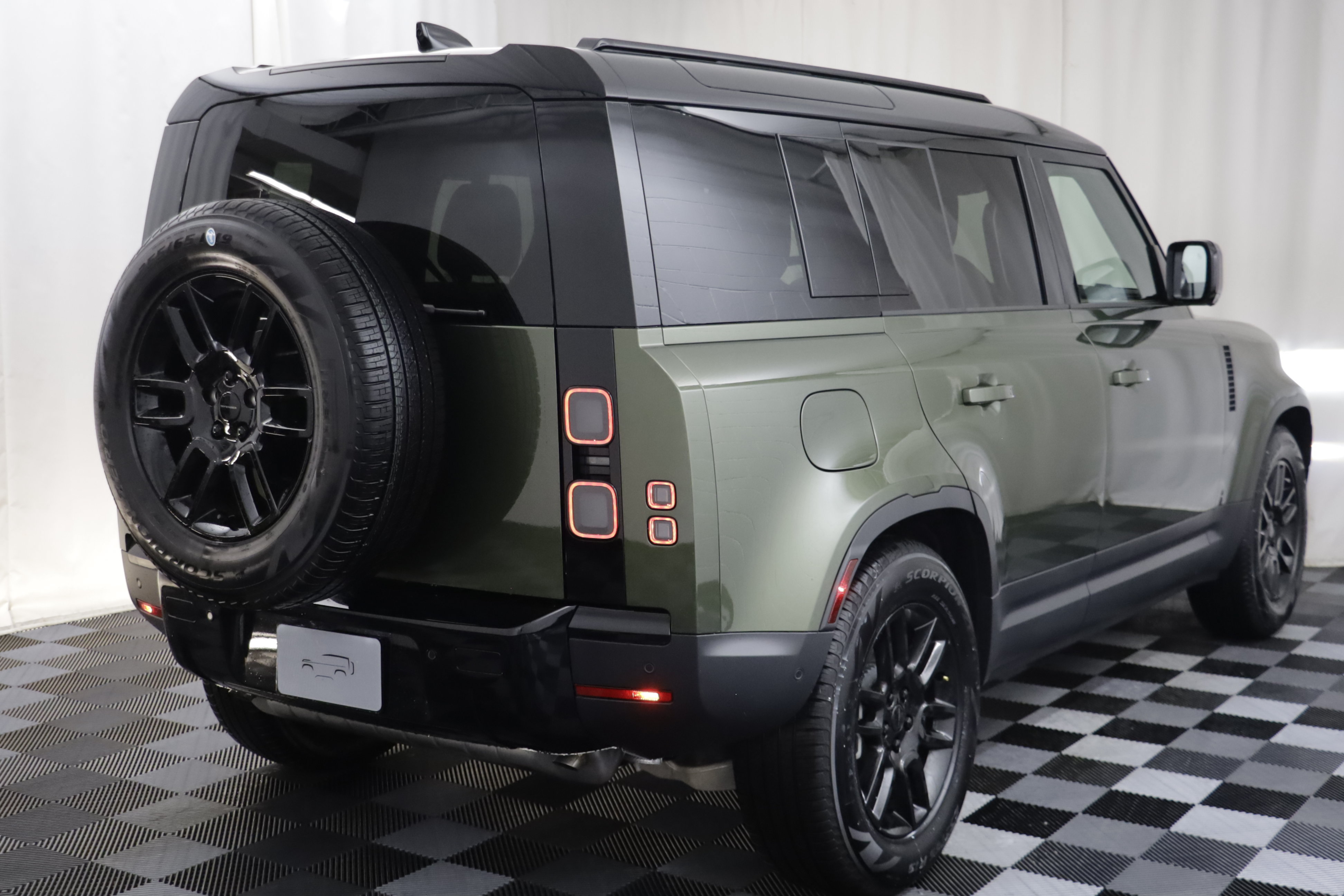New 2026 Land Rover Defender 110 S AWD/4WD image 18