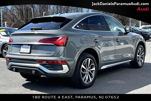 Certified 2023 Audi Q5 2.0T Premium w/ Convenience Package image 2