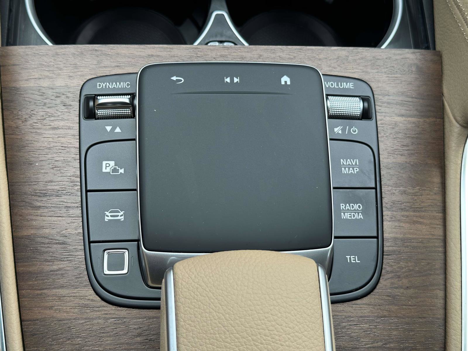 New 2026 Mercedes-Benz GLS 450 4MATIC image 23