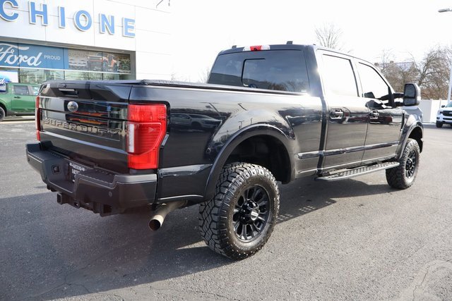 Used 2021 Ford F350 Lariat image 3