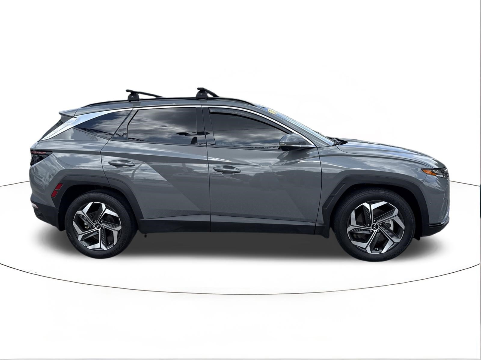 Certified 2024 Hyundai Tucson Limited FWD image 2