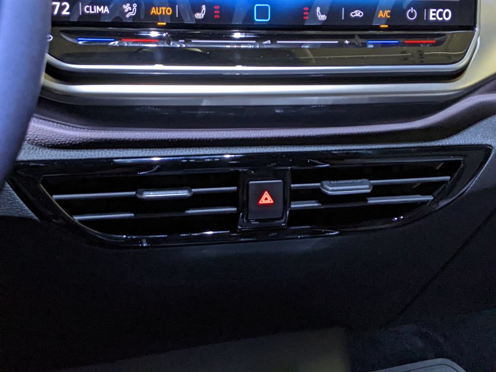 New 2026 Volkswagen ID.4 Pro RWD image 17