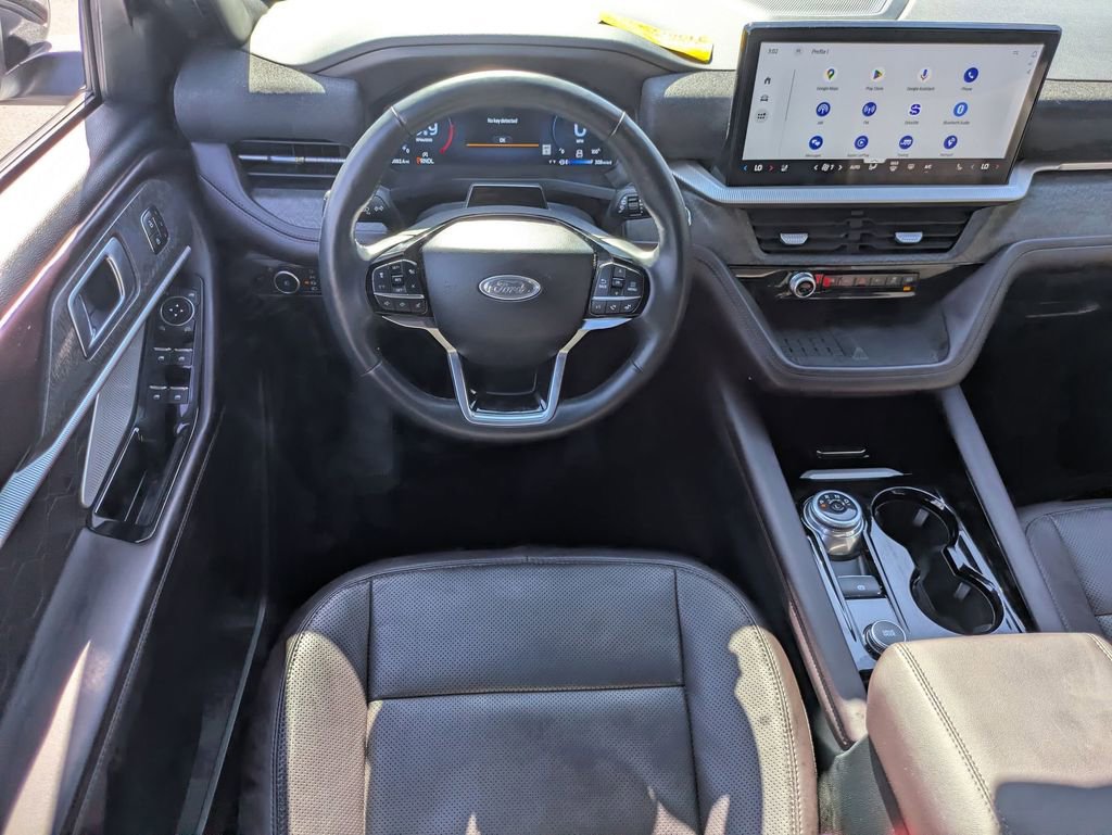 Used 2025 Ford Explorer Platinum w/ LUX Leather Package image 25
