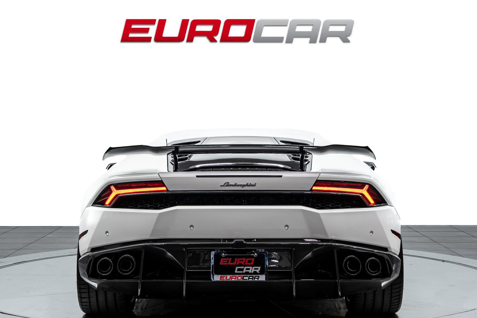 Used 2015 Lamborghini Huracan LP 610-4 AWD/4WD image 4