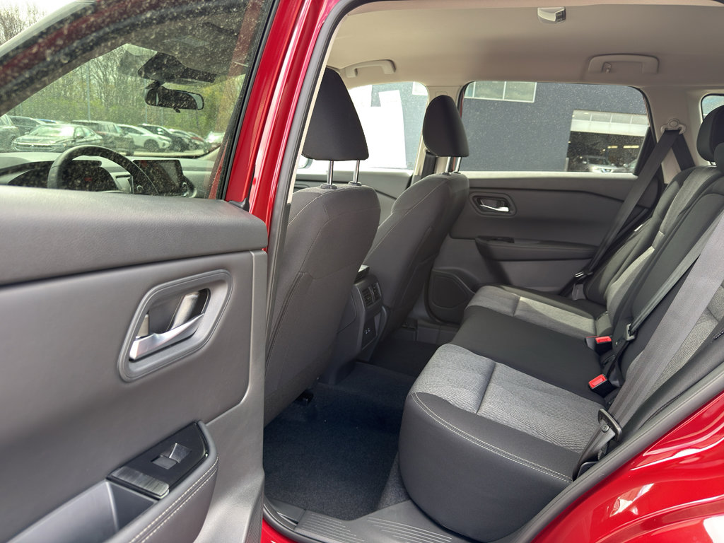 New 2026 Nissan Rogue SV AWD/4WD image 29