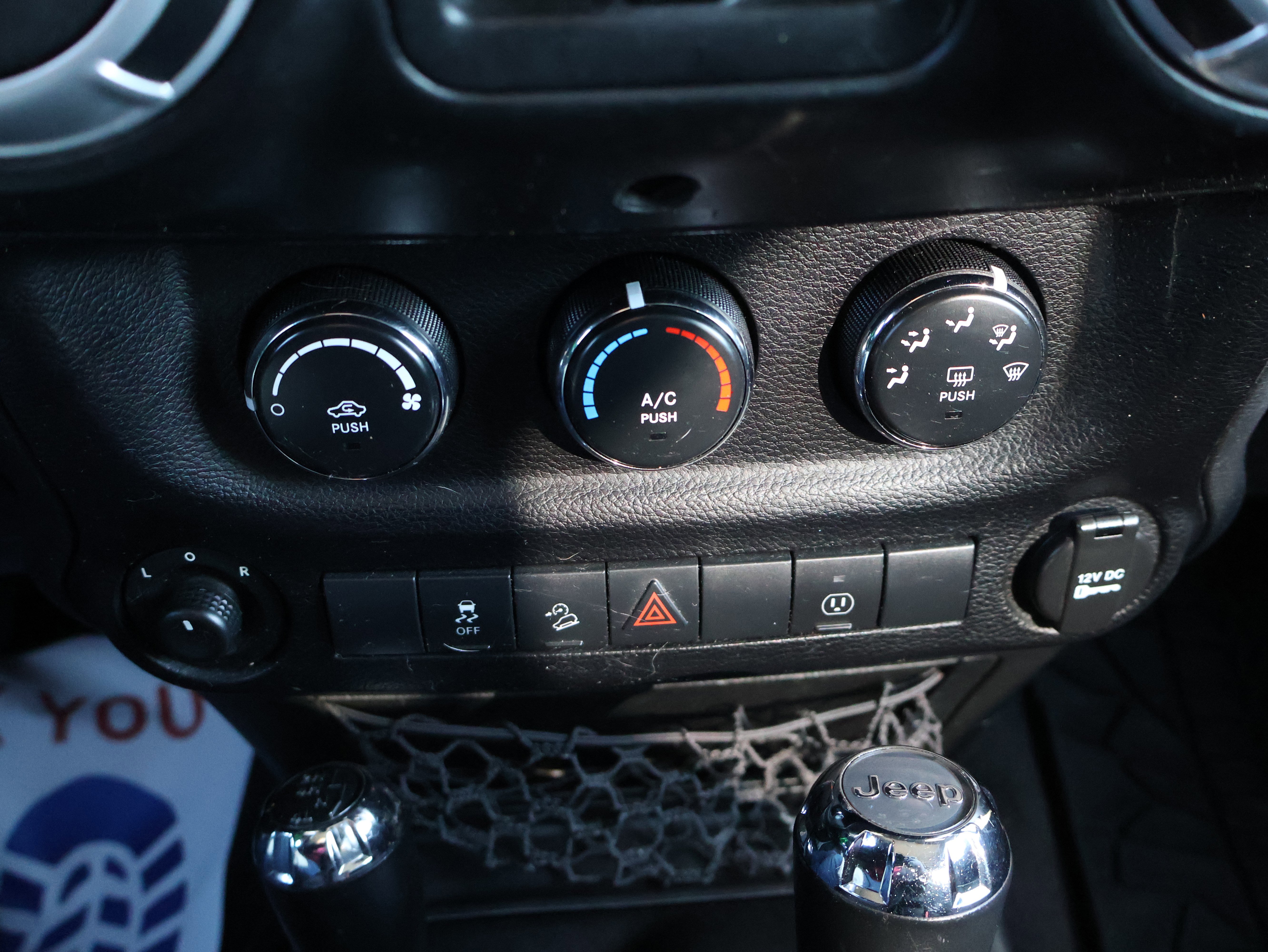 Used 2013 Jeep Wrangler Unlimited Sahara w/ Dual Top Group image 31