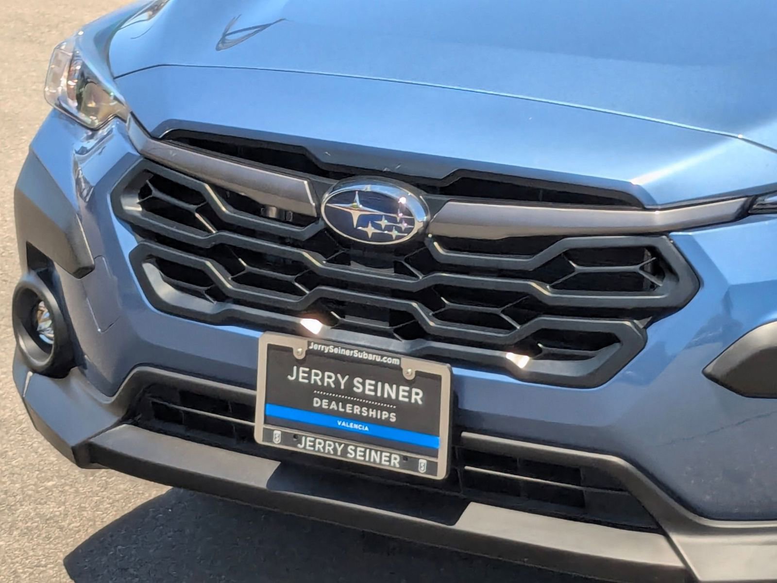 Used 2024 Subaru Crosstrek 2.0i Premium w/ Crosstrek Mirror Package AWD/4WD image 9