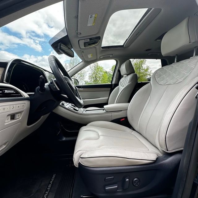 Used 2021 Hyundai Palisade Limited w/ Cargo Package AWD/4WD image 12