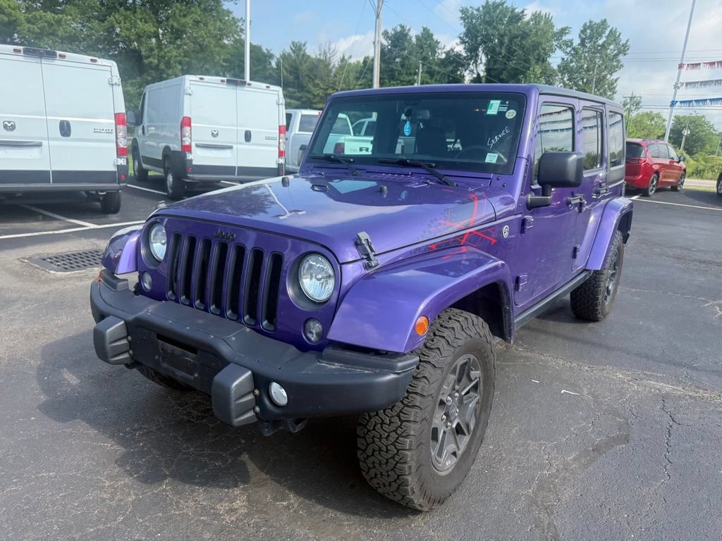 Used 2016 Jeep Wrangler Unlimited Sahara AWD/4WD image 3
