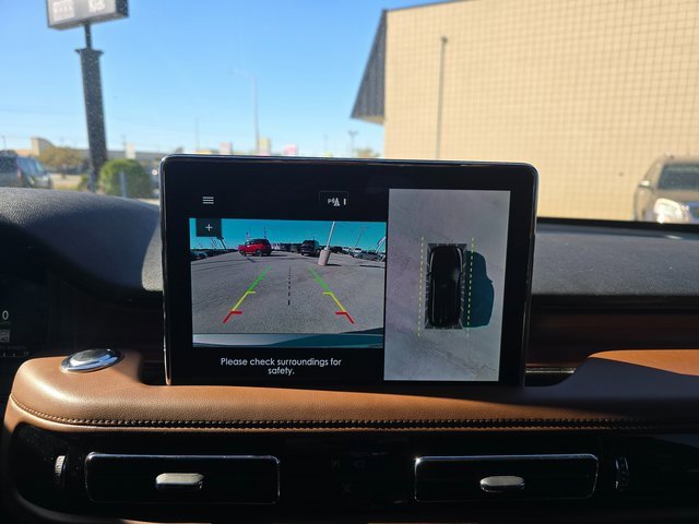 Used 2023 Lincoln Aviator Reserve w/ Equipment Group 201A image 18