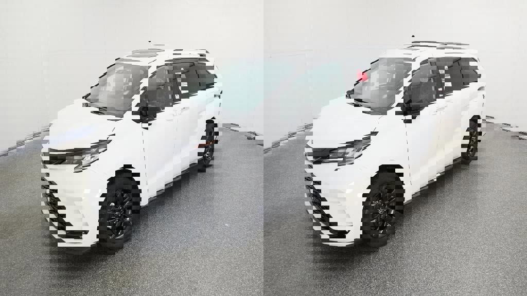 New 2025 Toyota Sienna XSE