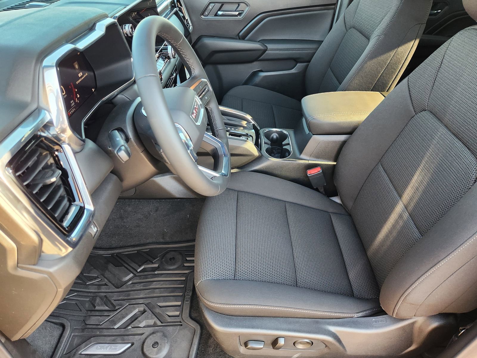 New 2026 GMC Canyon Elevation w/ Convenience Package image 15