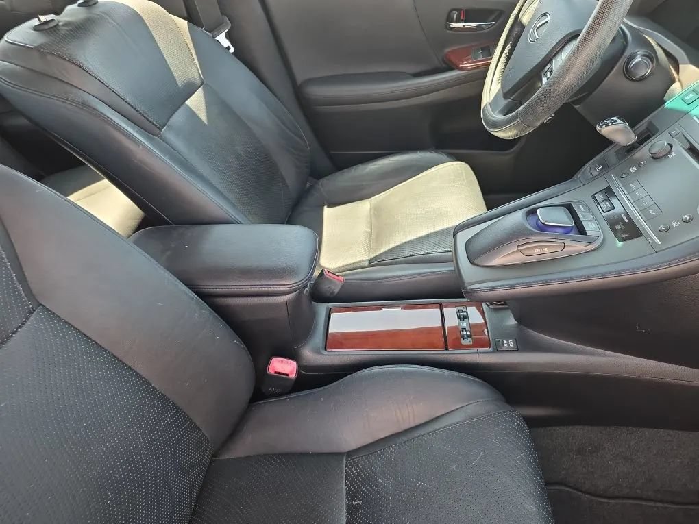 Used 2010 Lexus HS 250h FWD image 11