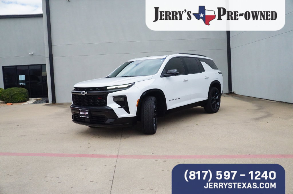 Used 2026 Chevrolet Traverse RS FWD image 1