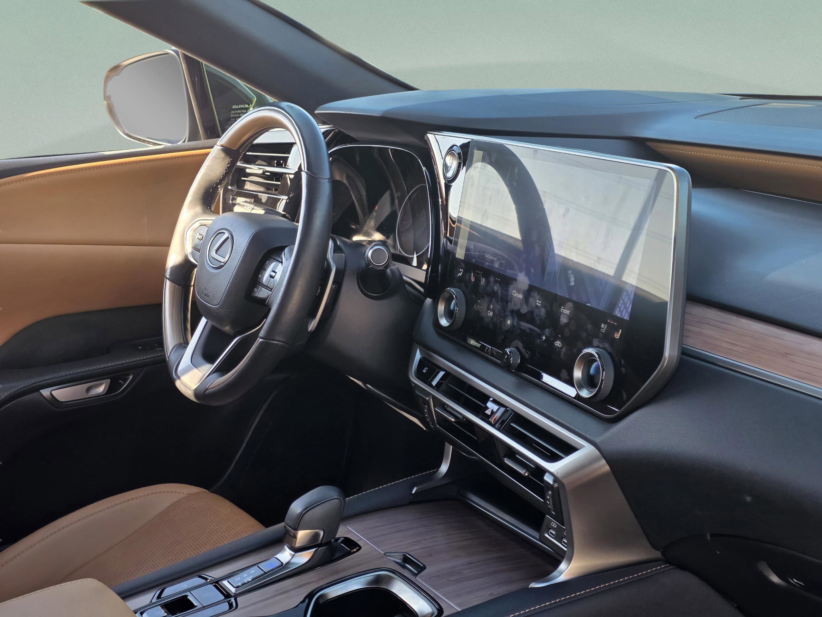 Certified 2023 Lexus RX 350 Premium Plus w/ Cold Area Package FWD image 18