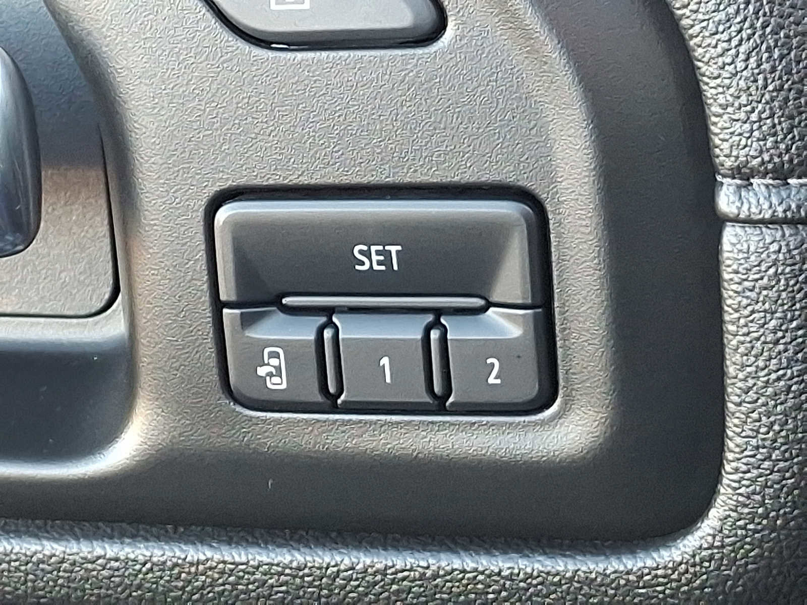 Used 2020 Chevrolet Silverado 2500 LTZ w/ LTZ Plus Package image 23