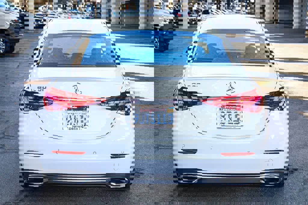 Used 2023 Mercedes-Benz C 300 Sedan image 5