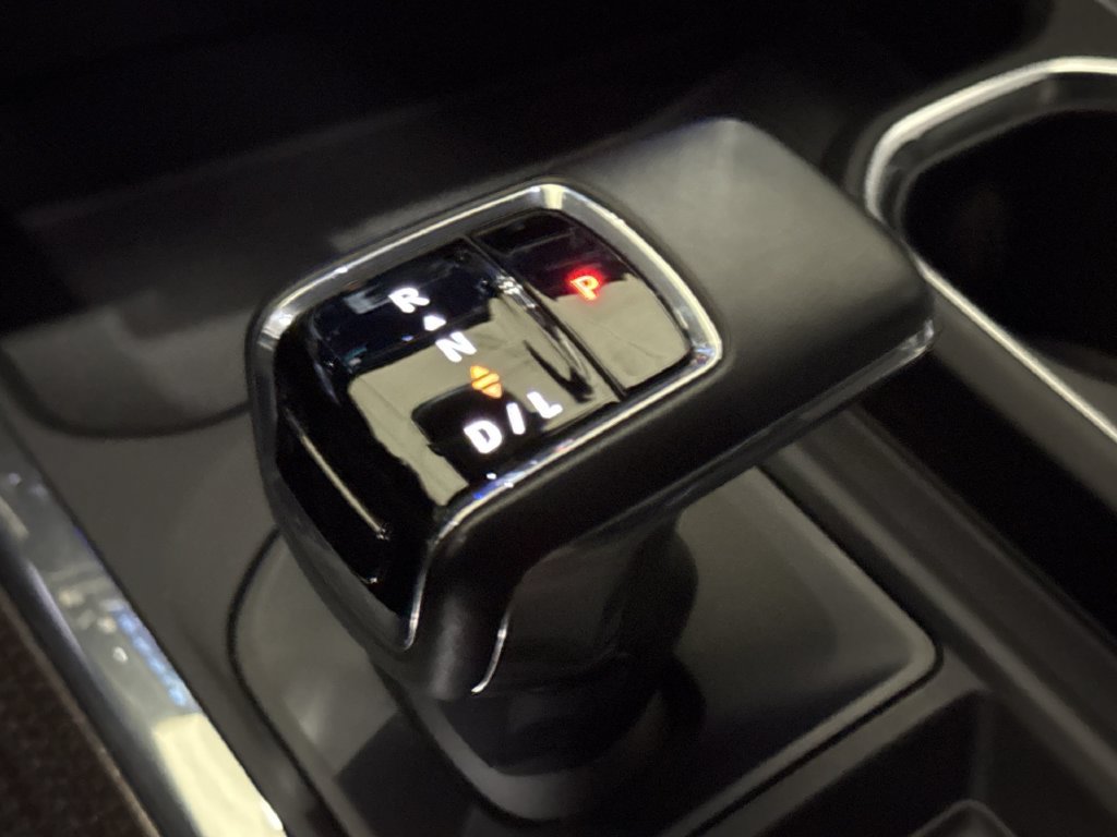 Used 2024 Chevrolet Silverado 1500 LT Trail Boss w/ Convenience Package II AWD/4WD image 18