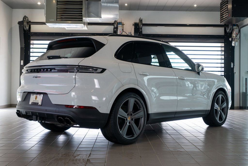 New 2025 Porsche Cayenne AWD/4WD image 10