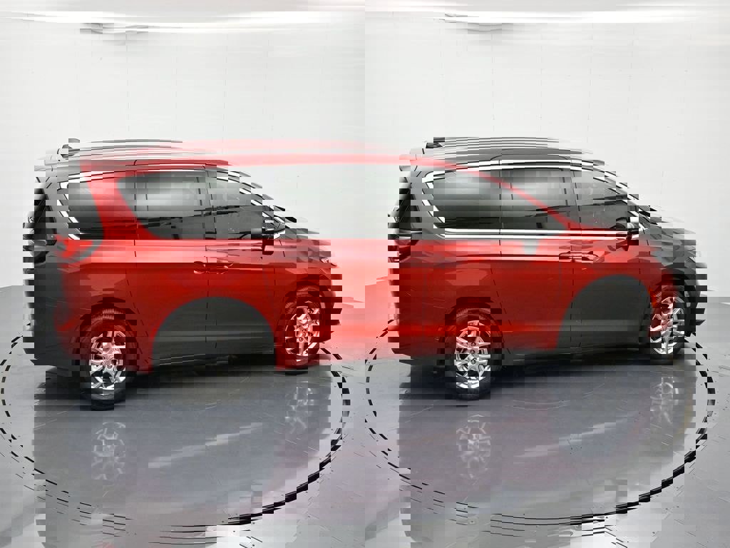 New 2026 Chrysler Pacifica Select image 29