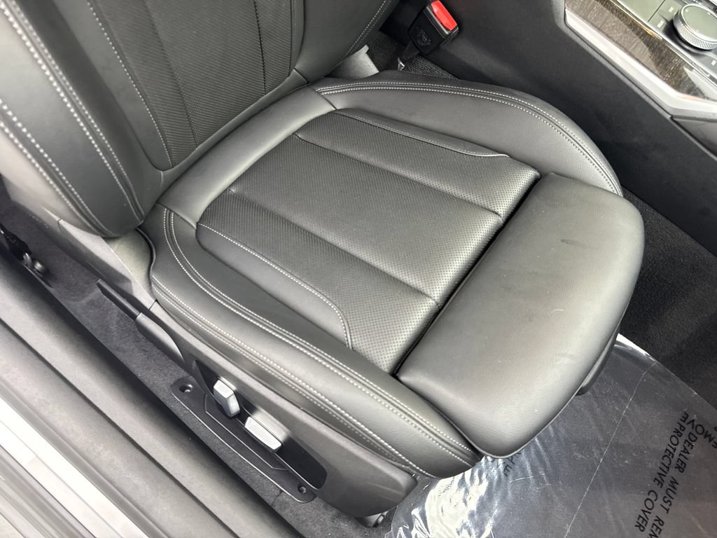 Used 2022 BMW 430i Coupe w/ Convenience Package RWD image 42