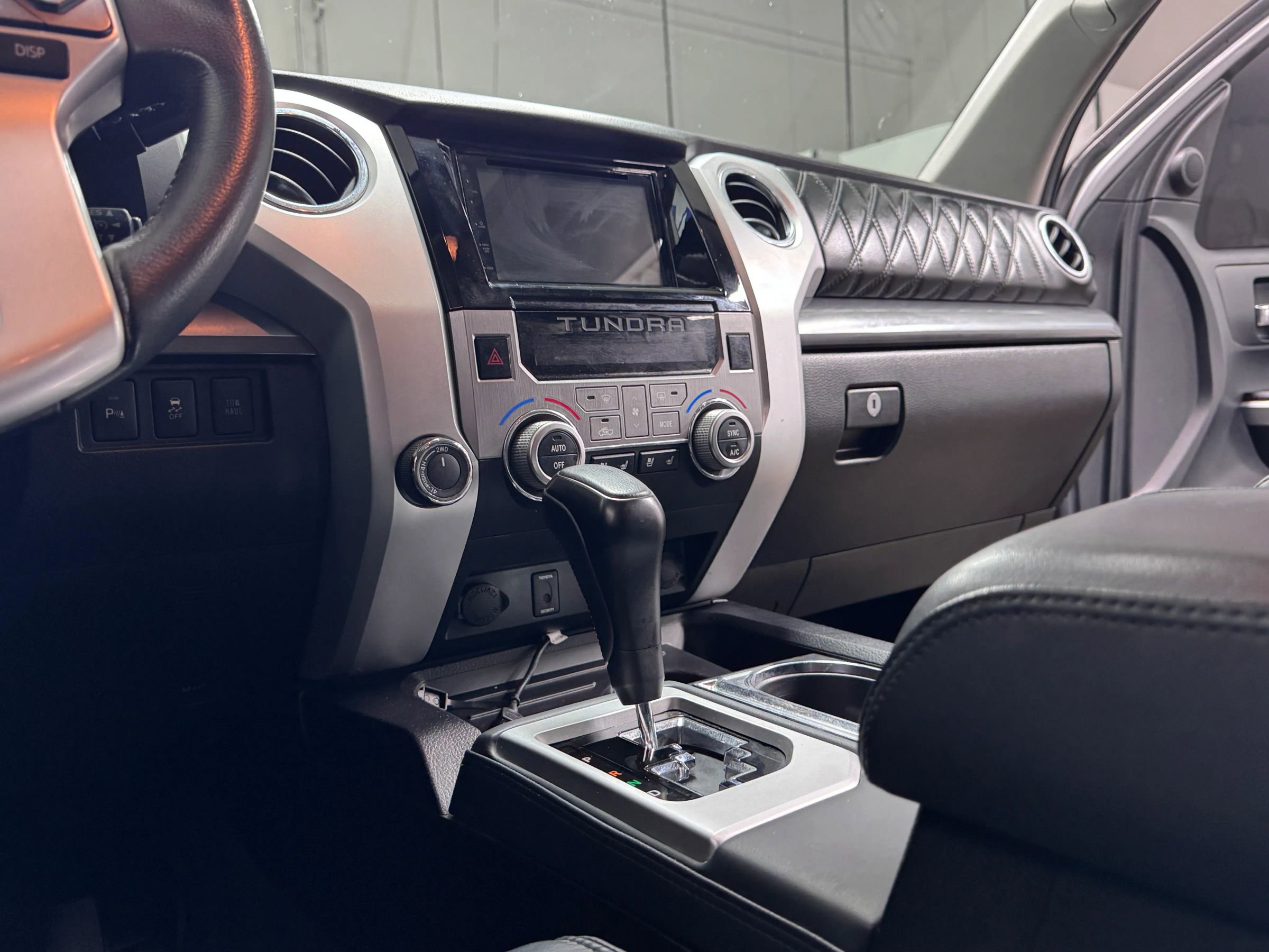 Used 2014 Toyota Tundra Platinum image 20