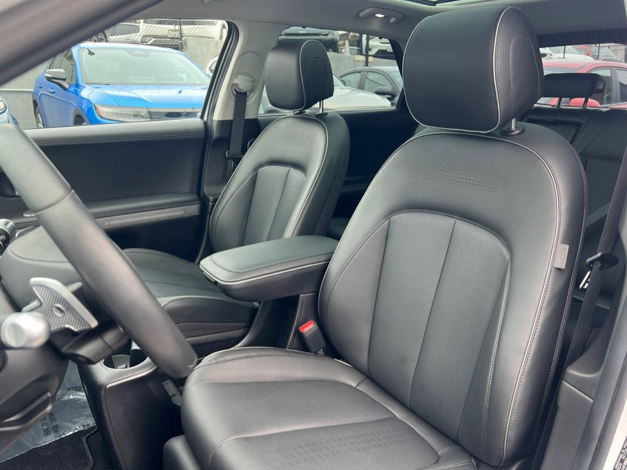 Used 2024 Hyundai Ioniq 5 Limited image 23