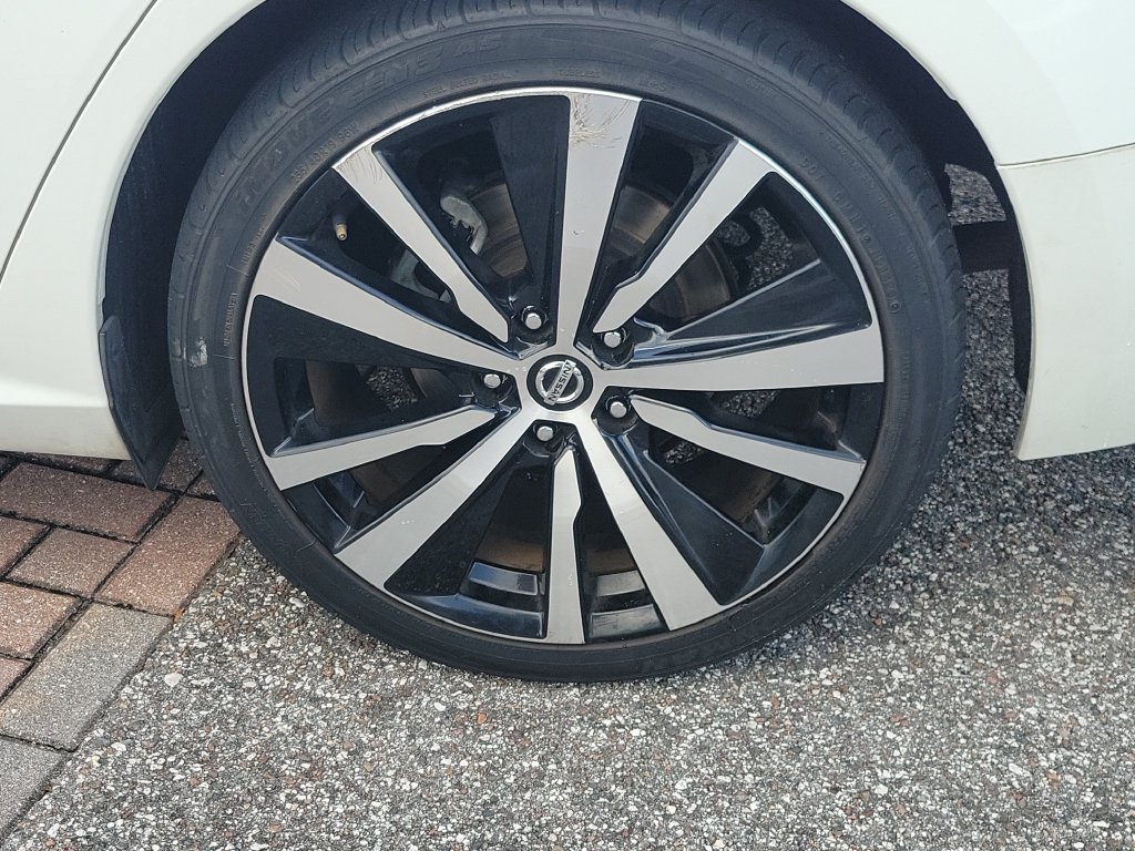 Used 2021 Nissan Altima 2.5 SR FWD image 5